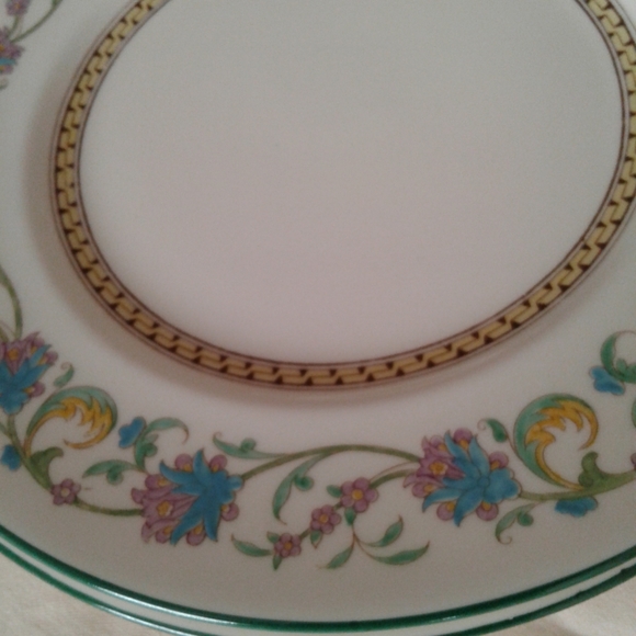 Set of 6 Vintage Wedgewood Dinner Plates 10 3/4" - Picture 1 of 9